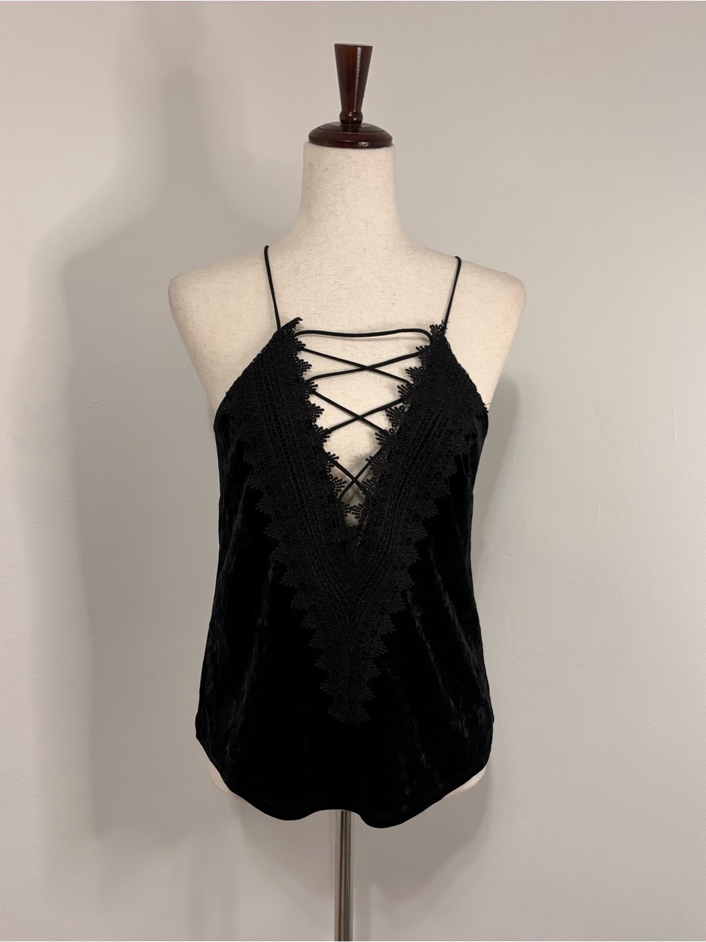 Wayf Black Velvet Lace Front Tank Top Sz 8
